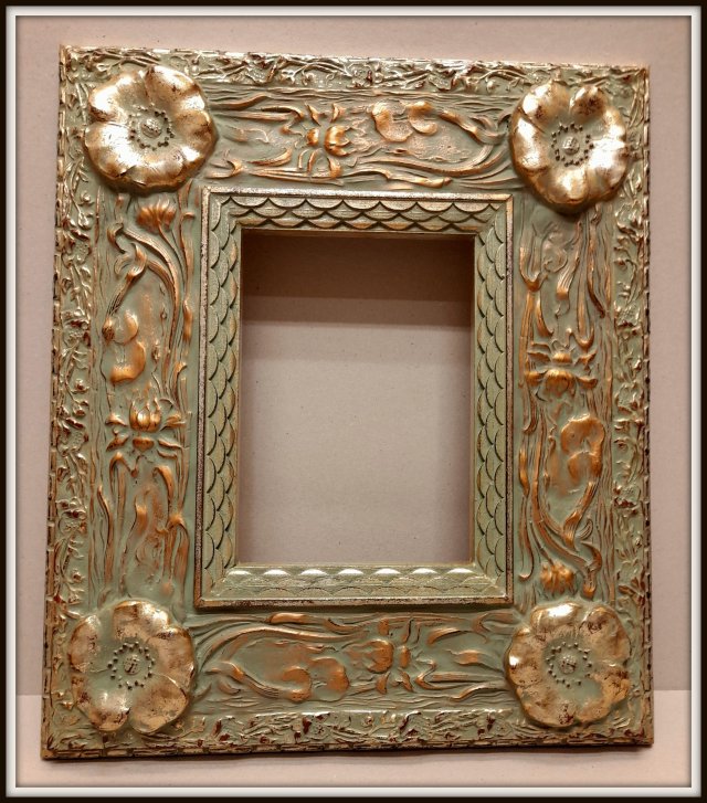 023.2023 Rama secesyjna. In 16,5 x 23 cm , Out 42,5 x 49,5 cm